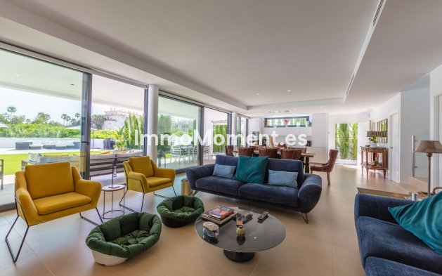 Resale - Detached villa - Manilva - La Duquesa