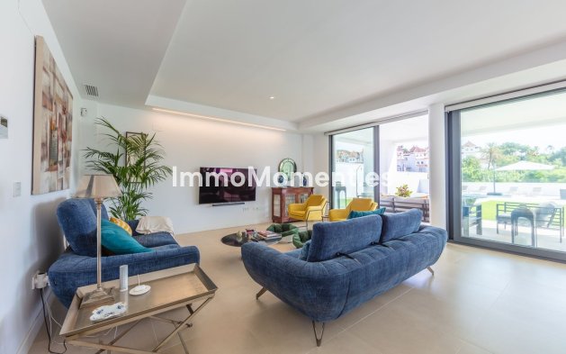 Resale - Detached villa - Manilva - La Duquesa