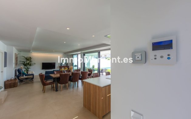 Resale - Detached villa - Manilva - La Duquesa