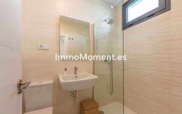 Resale - Detached villa - Manilva - La Duquesa
