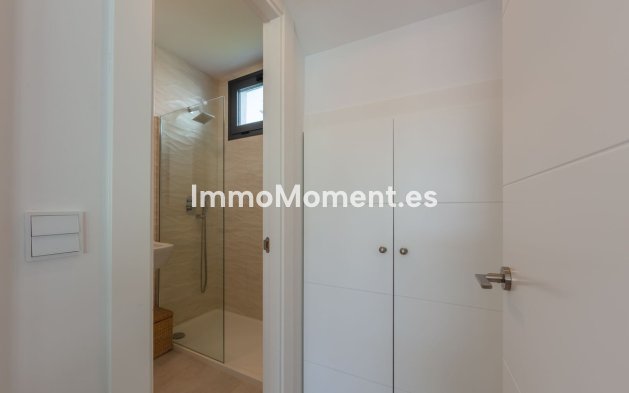 Resale - Detached villa - Manilva - La Duquesa