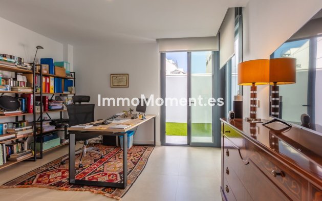 Resale - Detached villa - Manilva - La Duquesa