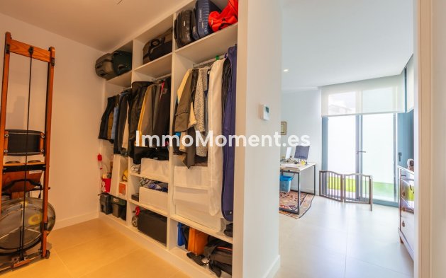 Resale - Detached villa - Manilva - La Duquesa
