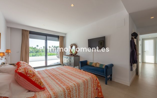 Resale - Detached villa - Manilva - La Duquesa