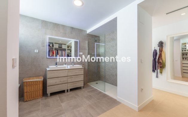 Resale - Detached villa - Manilva - La Duquesa