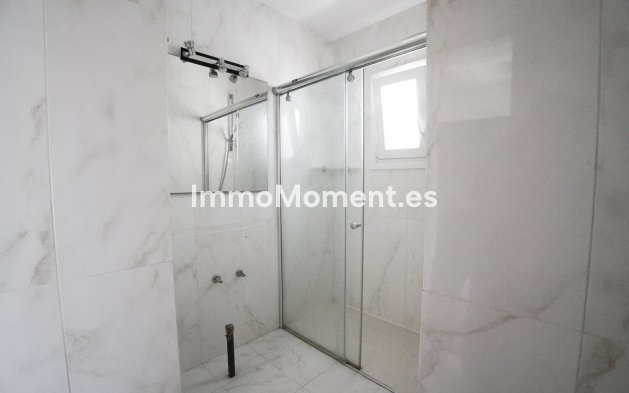 Reventa - Villa independiente - Marbella - Nueva Andalucía
