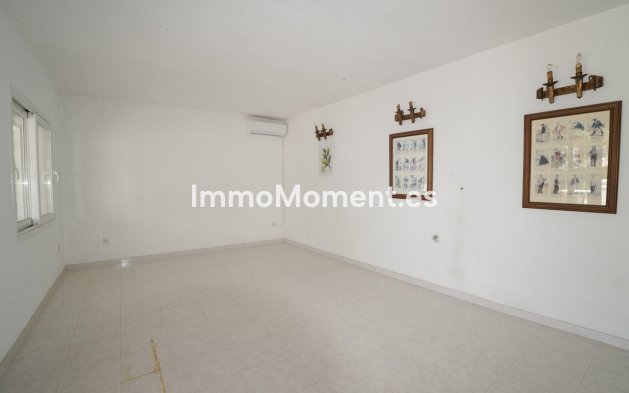Reventa - Villa independiente - Marbella - Nueva Andalucía