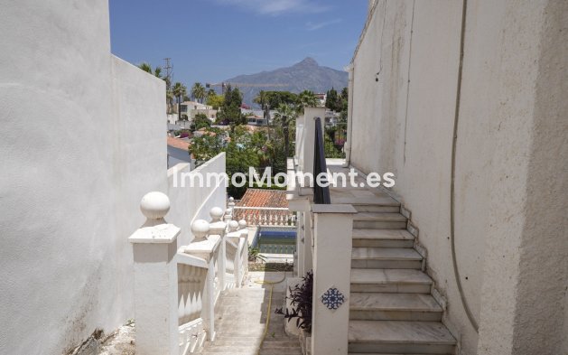 Reventa - Villa independiente - Marbella - Nueva Andalucía