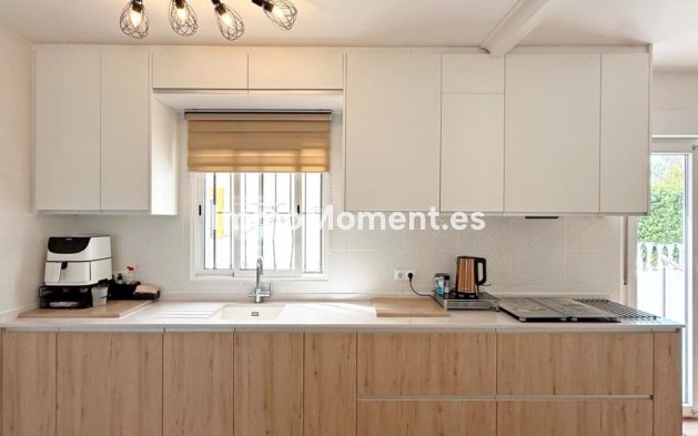 Bestaande woning - Vrijstaande villa - Orihuela - Villamartín