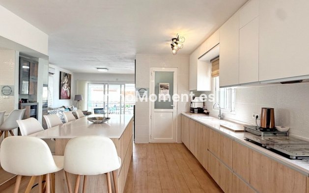 Bestaande woning - Vrijstaande villa - Orihuela - Villamartín