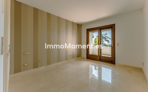 Revente - Maison mitoyenne - Estepona  - New Golden Mile