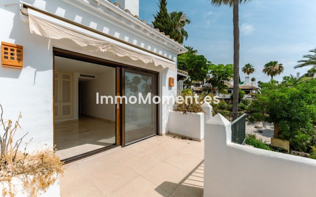 Revente - Maison mitoyenne - Estepona  - New Golden Mile