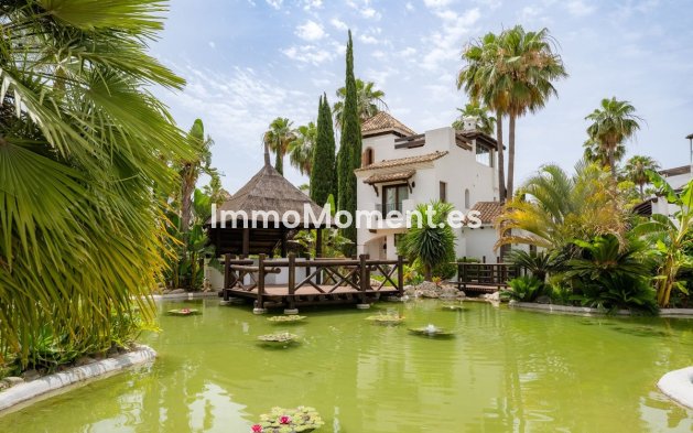 Revente - Maison mitoyenne - Estepona  - New Golden Mile