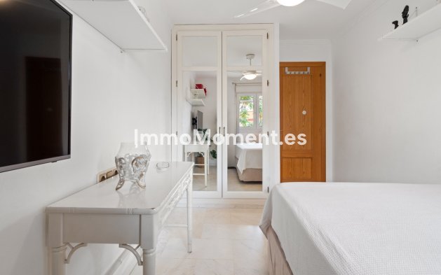 Revente - Appartement - Estepona  - Estepona Centro