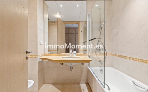Bestaande woning - Appartement - Sotogrande - Sotogrande Marina