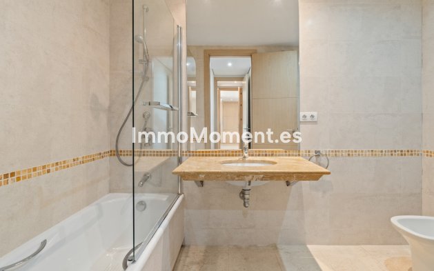 Bestaande woning - Appartement - Sotogrande - Sotogrande Marina