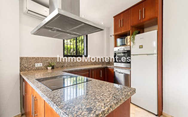 Revente - Appartement - Estepona  - Estepona Centro