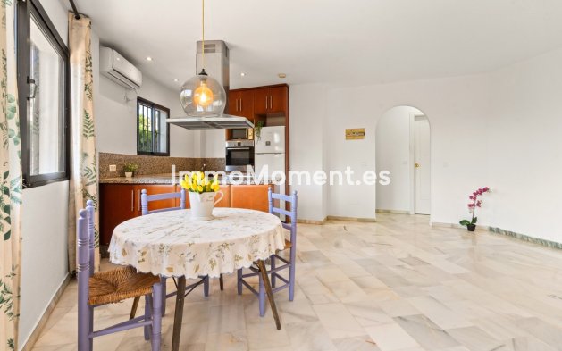 Revente - Appartement - Estepona  - Estepona Centro