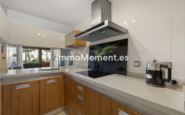 Resale - Apartment - Fuengirola - Higueron