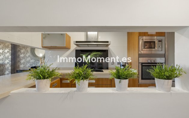 Resale - Apartment - Fuengirola - Higueron