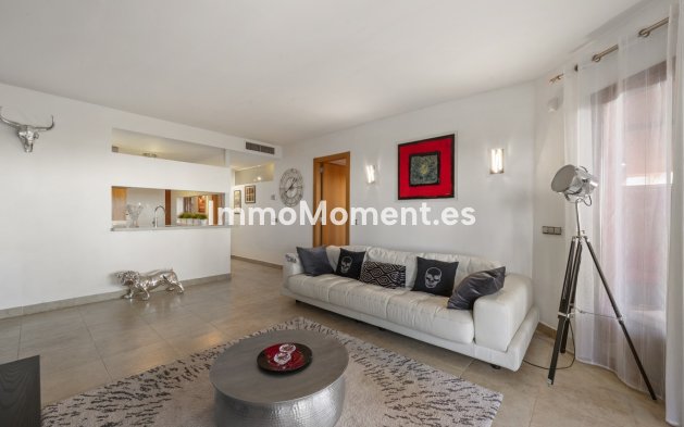 Resale - Apartment - Fuengirola - Higueron