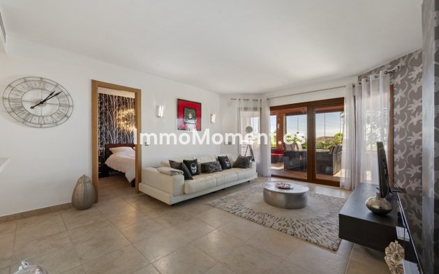 Resale - Apartment - Fuengirola - Higueron