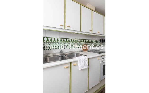 Resale - Apartment - Fuengirola - Fuengirola Centro