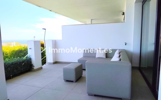 Resale - Apartment - Benalmadena - Benalmadena Centro