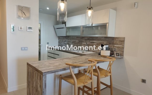 Resale - Apartment - Benalmadena - Benalmadena Centro