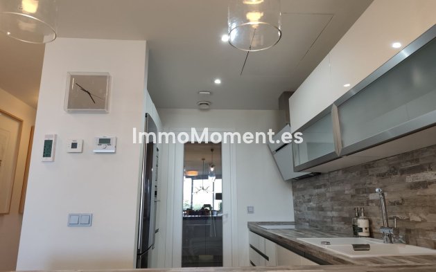 Resale - Apartment - Benalmadena - Benalmadena Centro