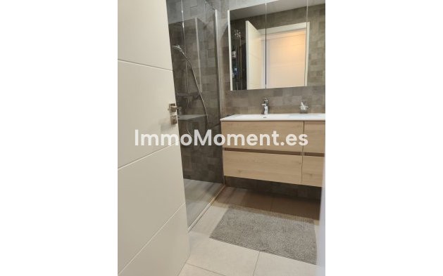 Resale - Apartment - Benalmadena - Benalmadena Centro