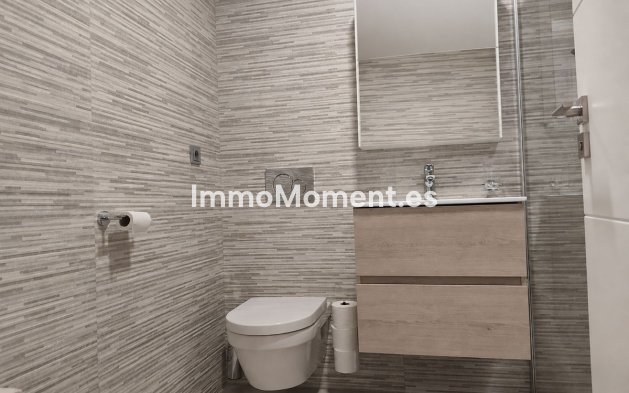 Resale - Apartment - Benalmadena - Benalmadena Centro