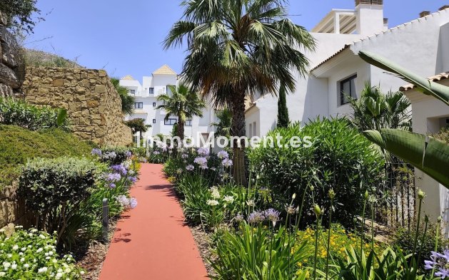 Resale - Apartment - Benalmadena - Benalmadena Centro