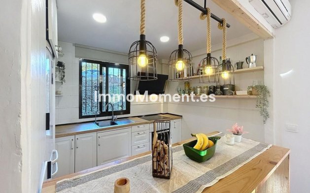 Resale - Townhouse - Casares - Casares Playa