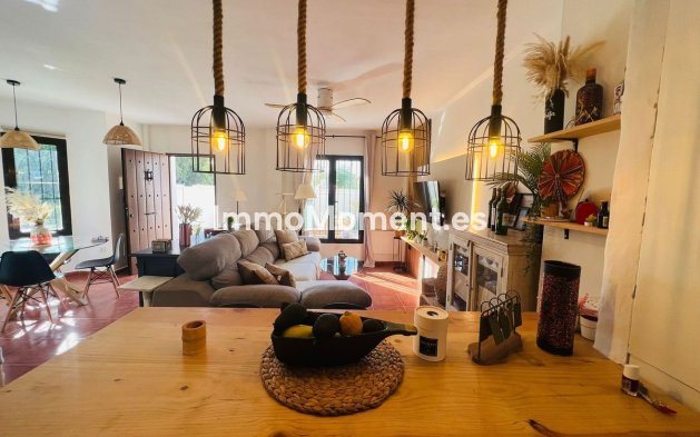 Resale - Townhouse - Casares - Casares Playa