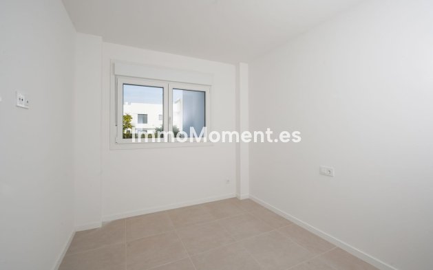 Reventa - Apartamento - Estepona  - Cancelada