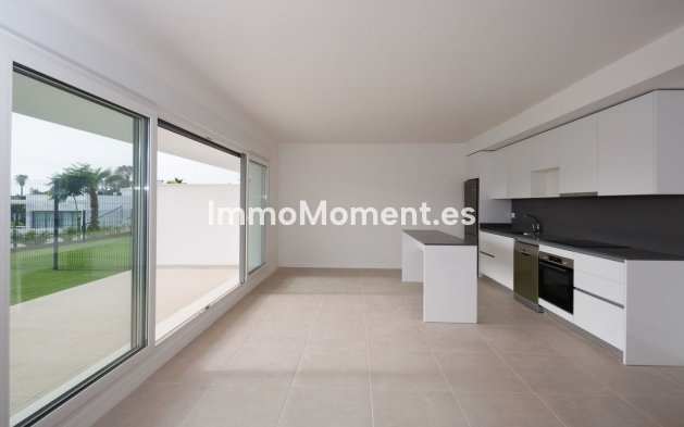 Reventa - Apartamento - Estepona  - Cancelada