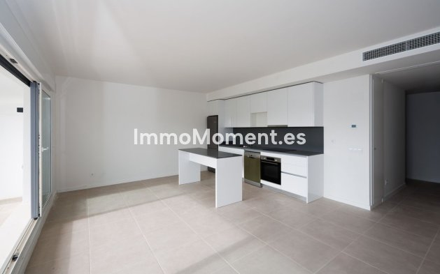 Reventa - Apartamento - Estepona  - Cancelada