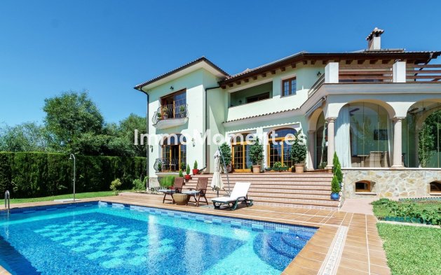 Wiederverkauf - Freistehende Villa - Marbella - El Rosario