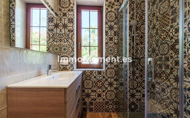 Wiederverkauf - Freistehende Villa - Marbella - El Rosario