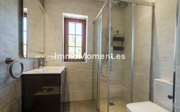 Wiederverkauf - Freistehende Villa - Marbella - El Rosario