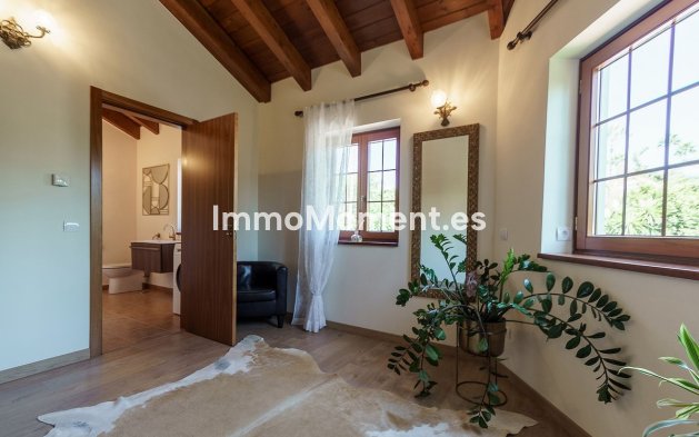 Wiederverkauf - Freistehende Villa - Marbella - El Rosario