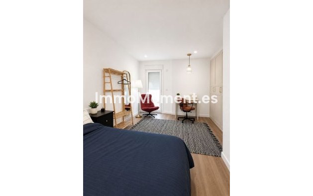 Resale - Detached villa - Inland  - Coín