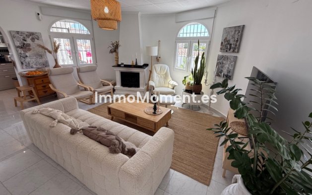 Bestaande woning - Vrijstaande villa - Torrevieja - Torrevieja Centro