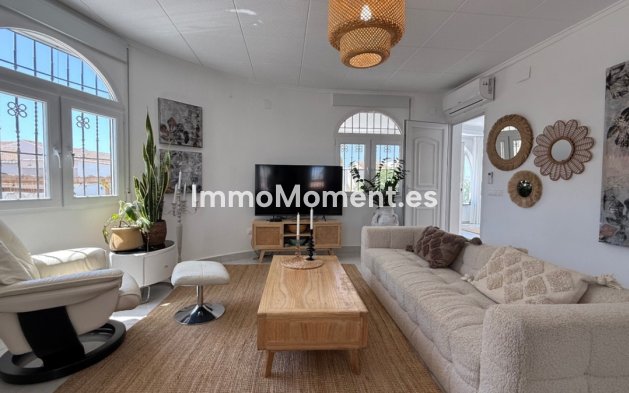 Bestaande woning - Vrijstaande villa - Torrevieja - Torrevieja Centro