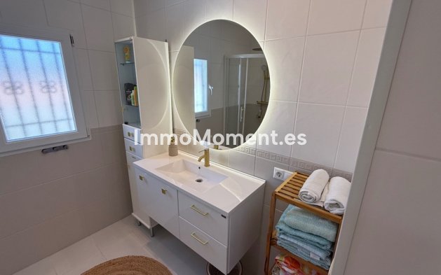 Bestaande woning - Vrijstaande villa - Torrevieja - Torrevieja Centro