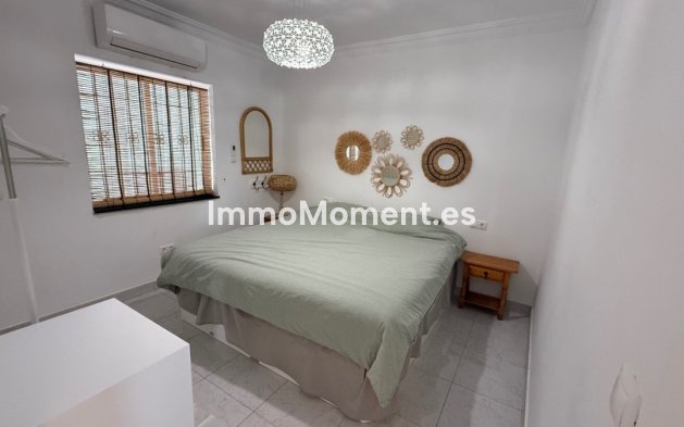 Bestaande woning - Vrijstaande villa - Torrevieja - Torrevieja Centro