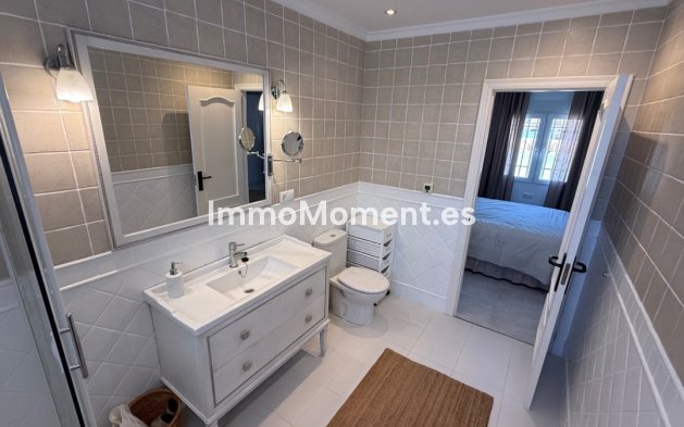 Bestaande woning - Vrijstaande villa - Torrevieja - Torrevieja Centro