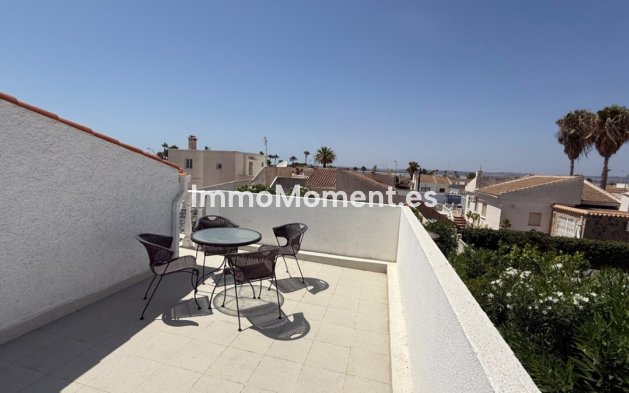 Bestaande woning - Vrijstaande villa - Torrevieja - Torrevieja Centro