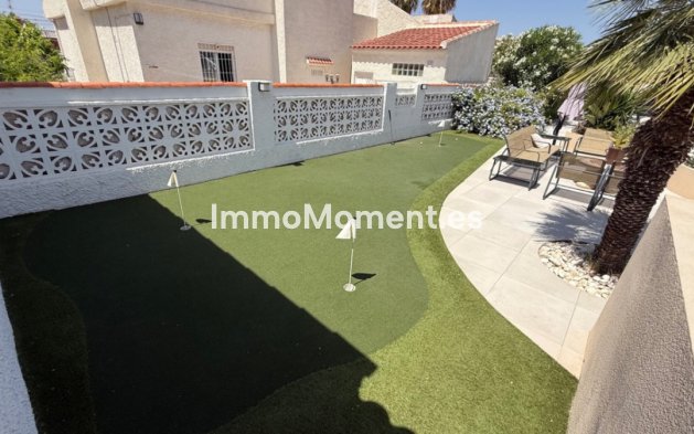 Bestaande woning - Vrijstaande villa - Torrevieja - Torrevieja Centro